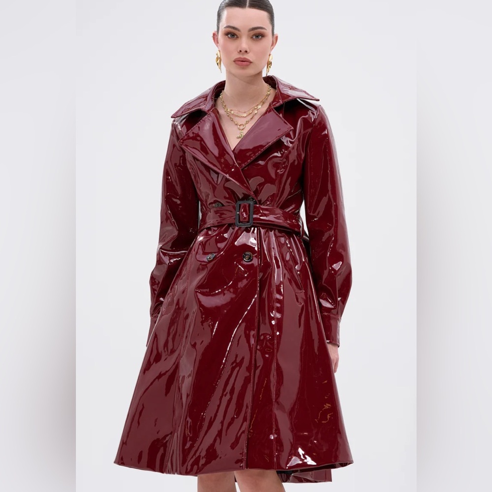 Akira Glossy Burgundy Red Patent Trench Coat Mitica L Large